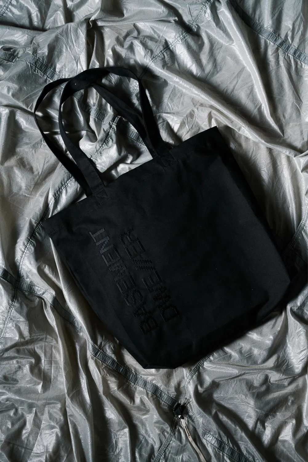 ESL Gaming BASEMENT DWE//ER sacosa tote neagra bumbac