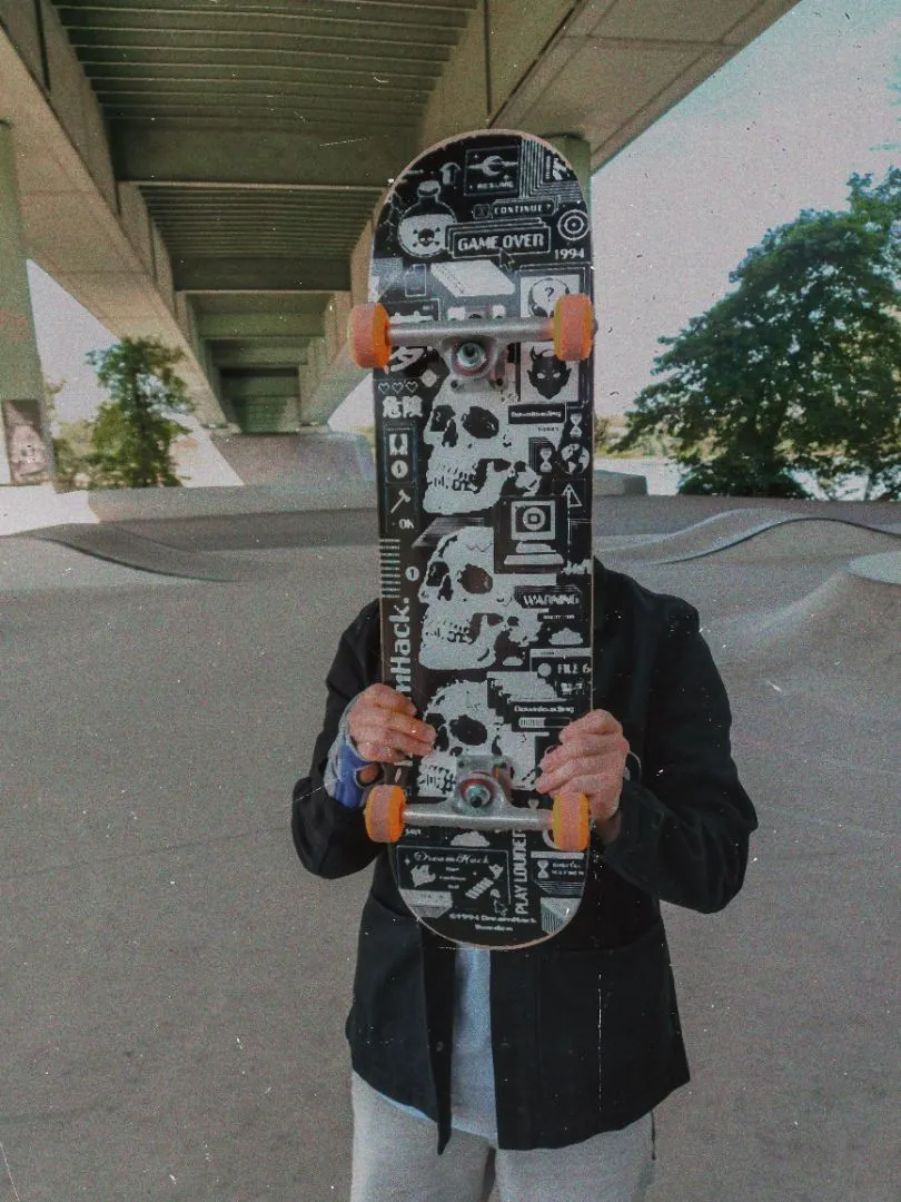 DreamHack Pixel Grind Skateboard Deck placa neagra