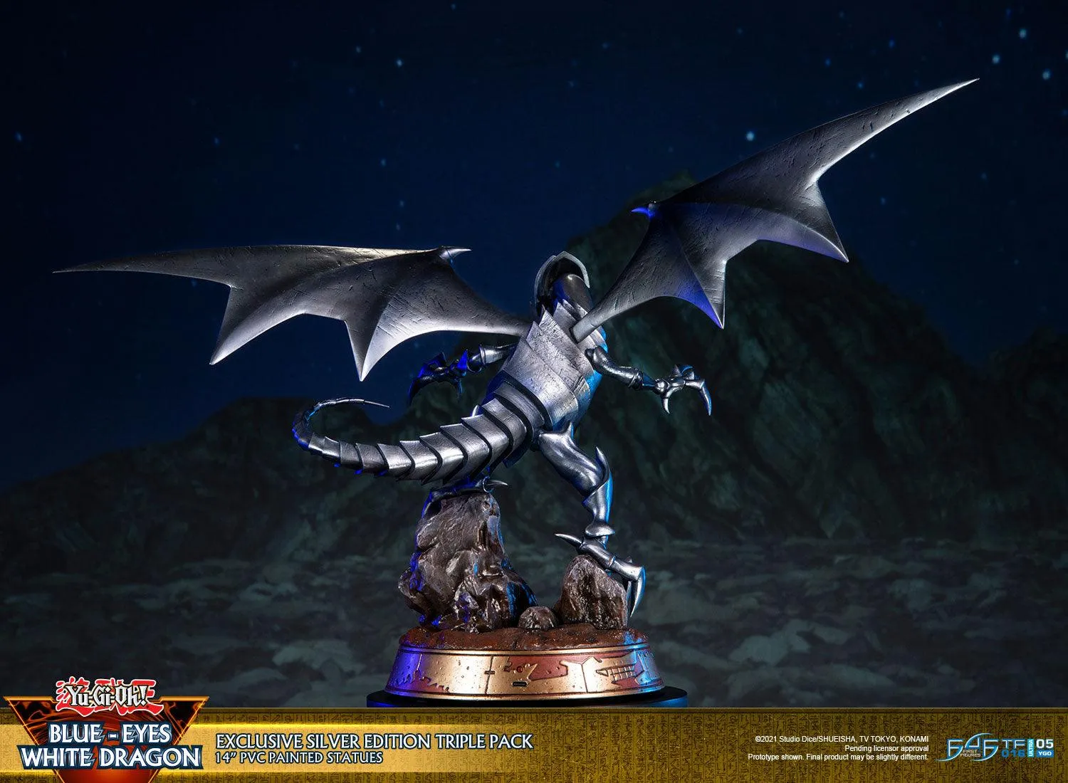 First 4 Figures Yu-Gi-Oh Blue-Eyes White Dragon statueta Triple Pack Silver LED