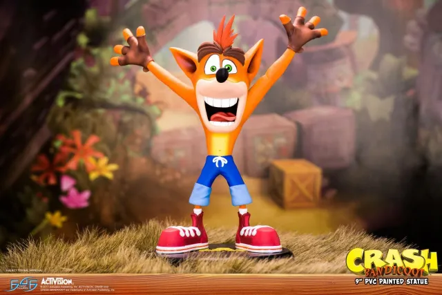 First 4 Figures Crash Bandicoot Crash statueta Standard PVC 22.8cm