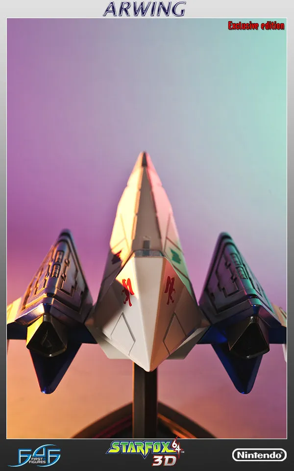 First 4 Figures Star Fox Arwing statuetă Exclusive LED 46 cm