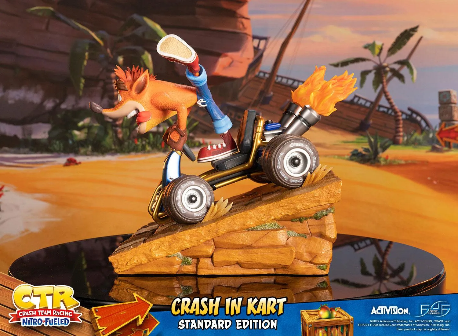 First 4 Figures Crash in Kart statuetă Standard