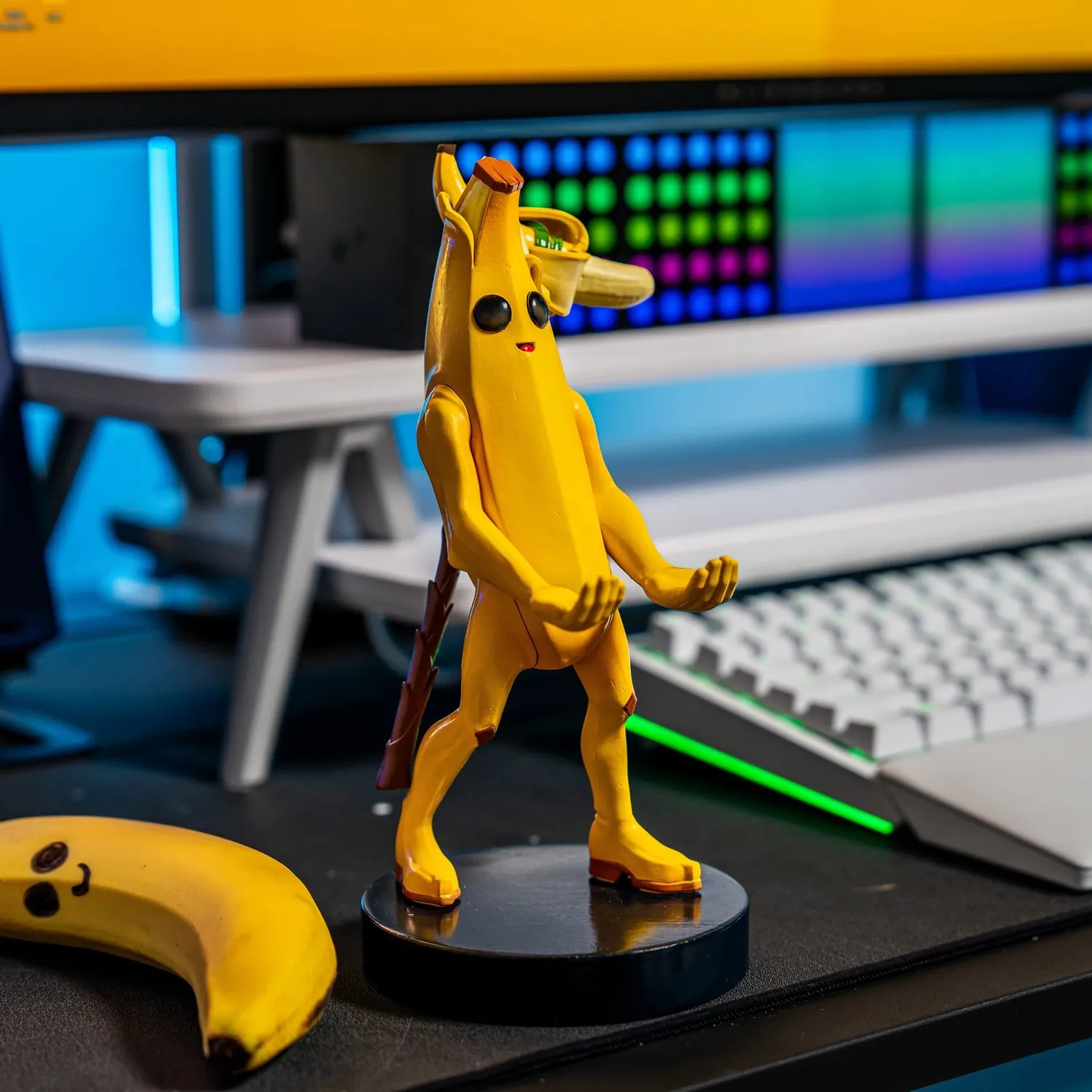 Exquisite Gaming Cable Guys Peely suport controller Fortnite