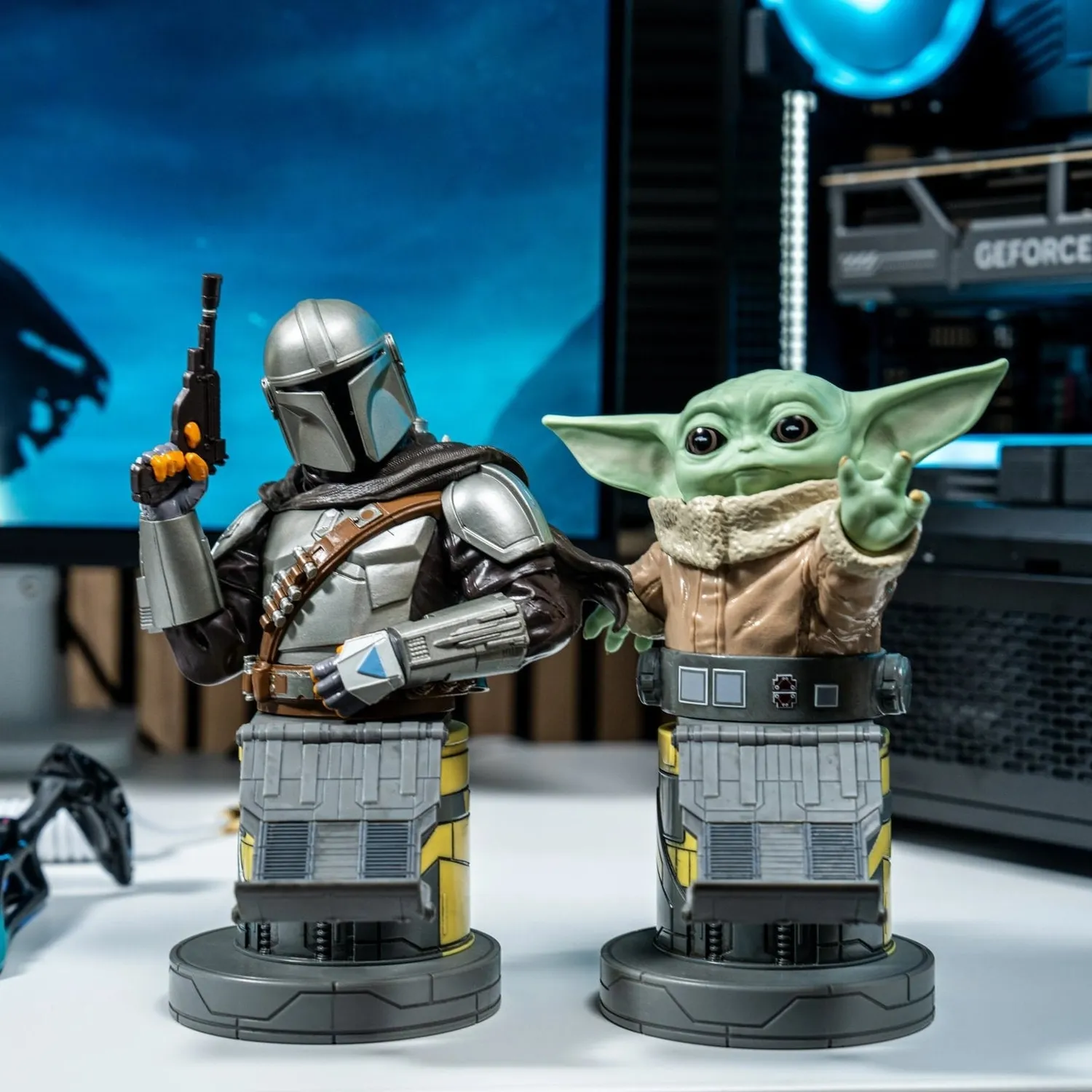 Exquisite Gaming Cable Guys Mandalorian suport controller 21 cm