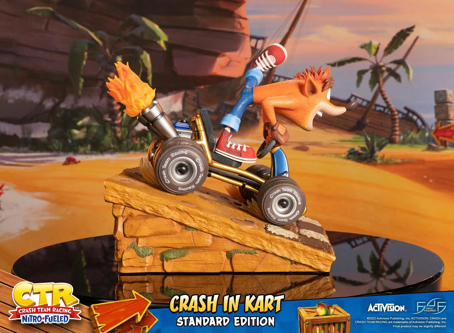 First 4 Figures Crash in Kart statuetă Standard