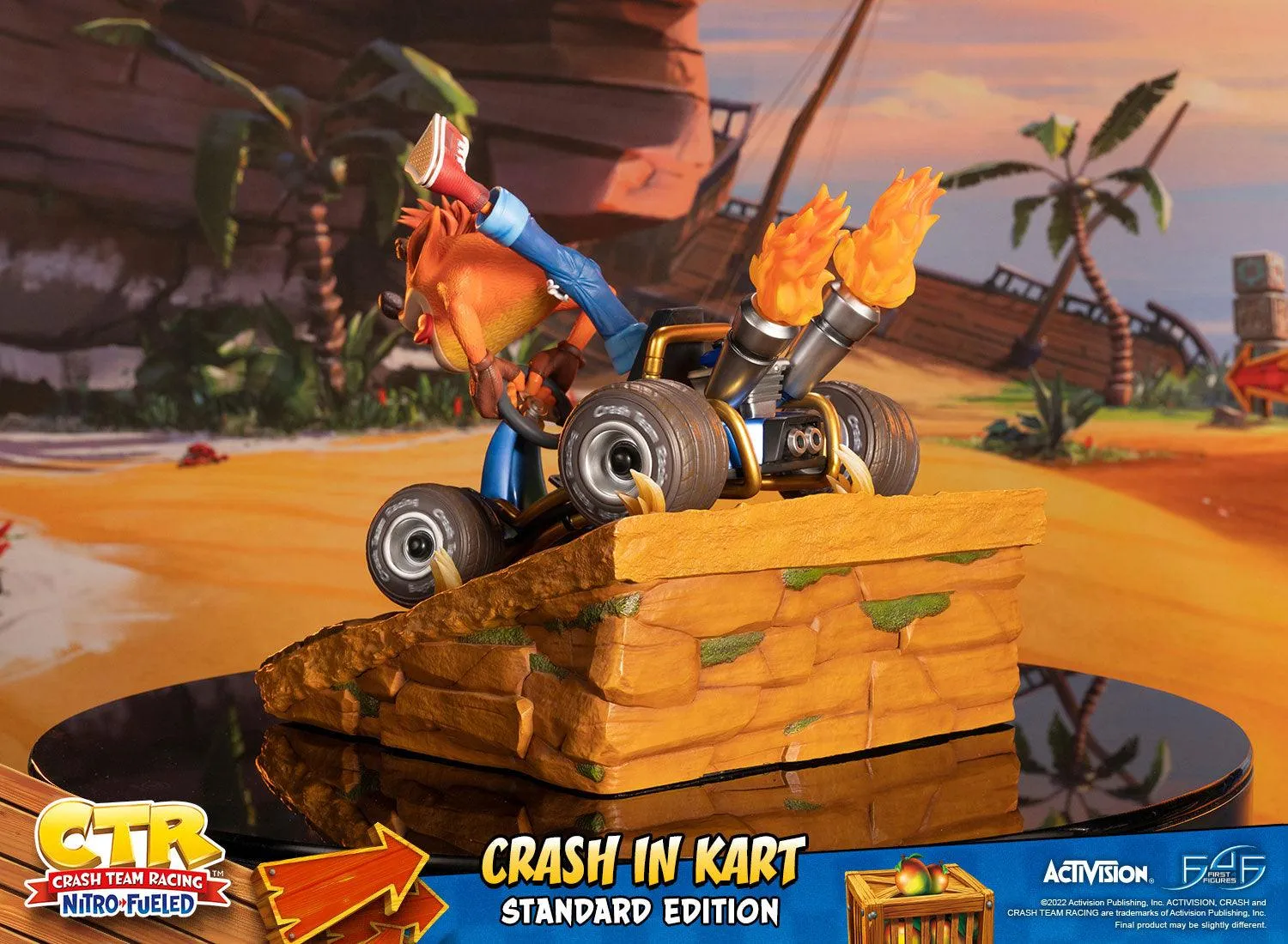 First 4 Figures Crash in Kart statuetă Standard