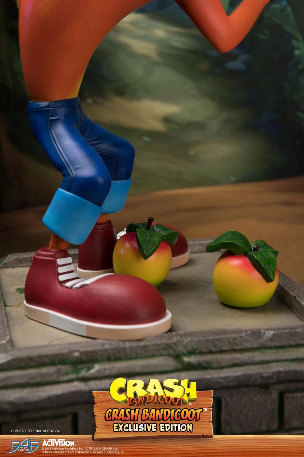 First 4 Figures Crash Bandicoot Crash statuetă rășină exclusivă