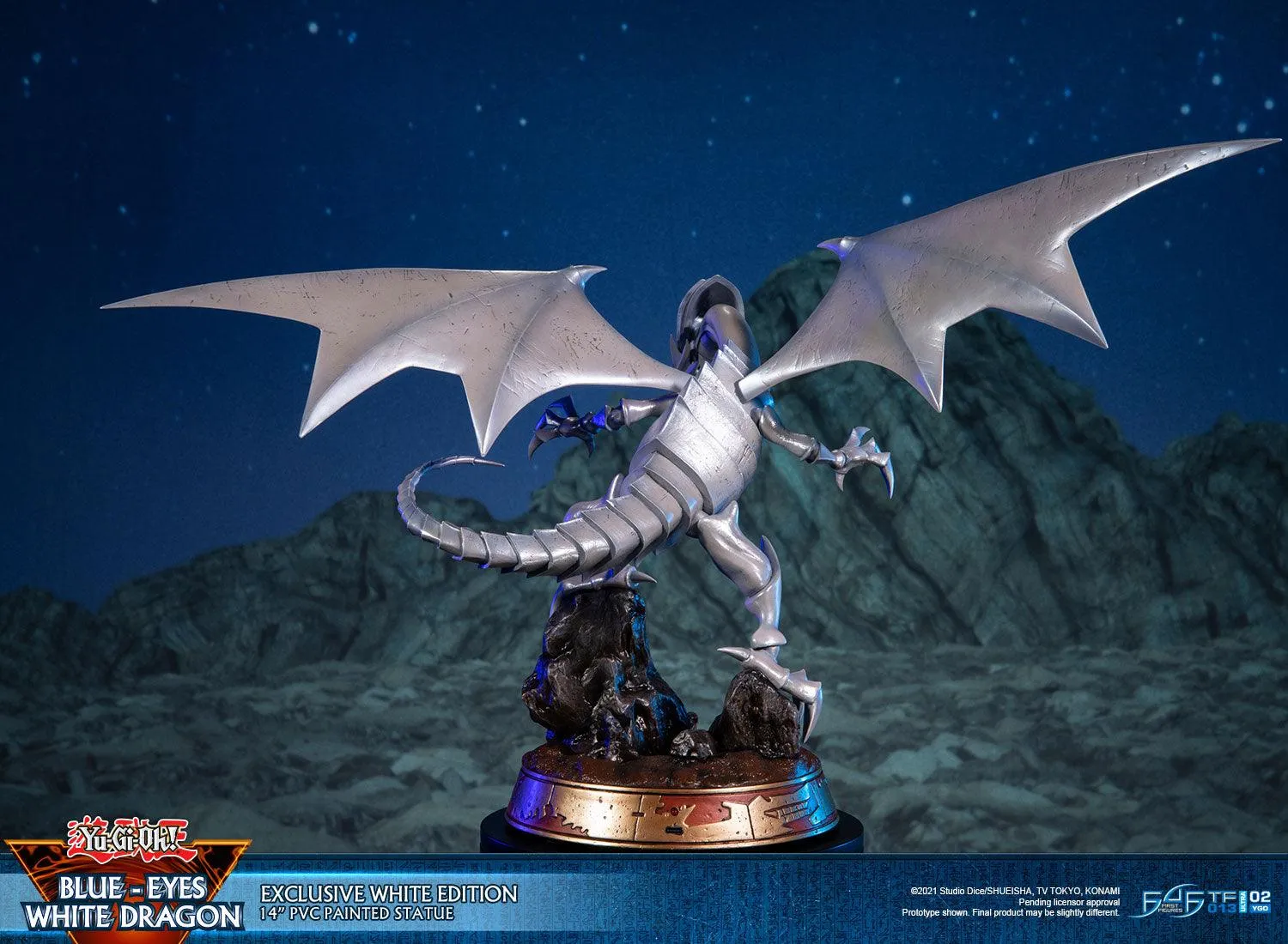 First 4 Figures Yu-Gi-Oh Blue-Eyes White Exclusive statuetă PVC