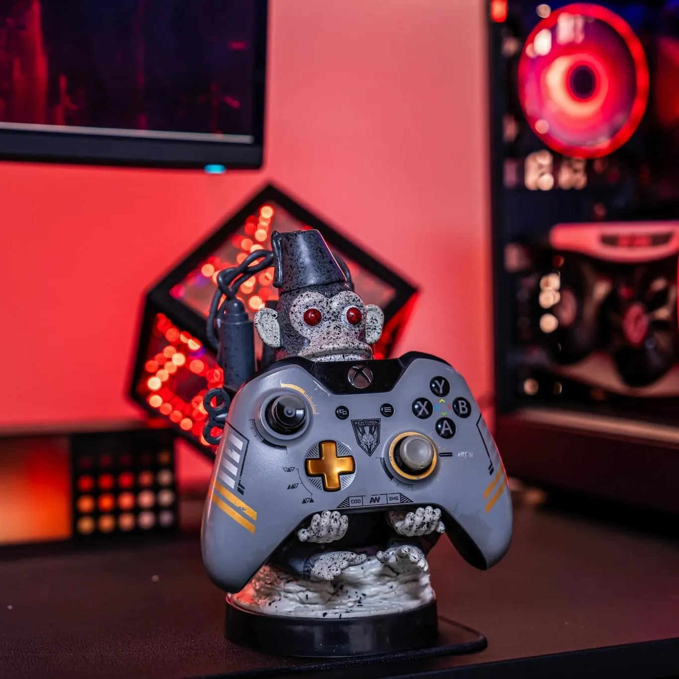Exquisite Gaming Cable Guys Toasted Monkey Bomb suport controller