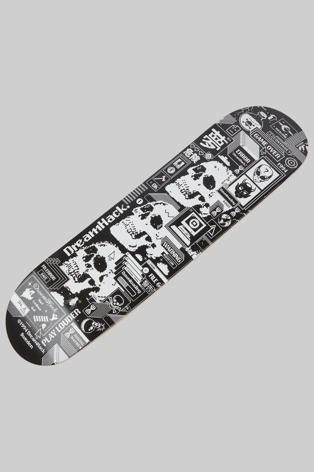 DreamHack Pixel Grind Skateboard Deck placa neagra