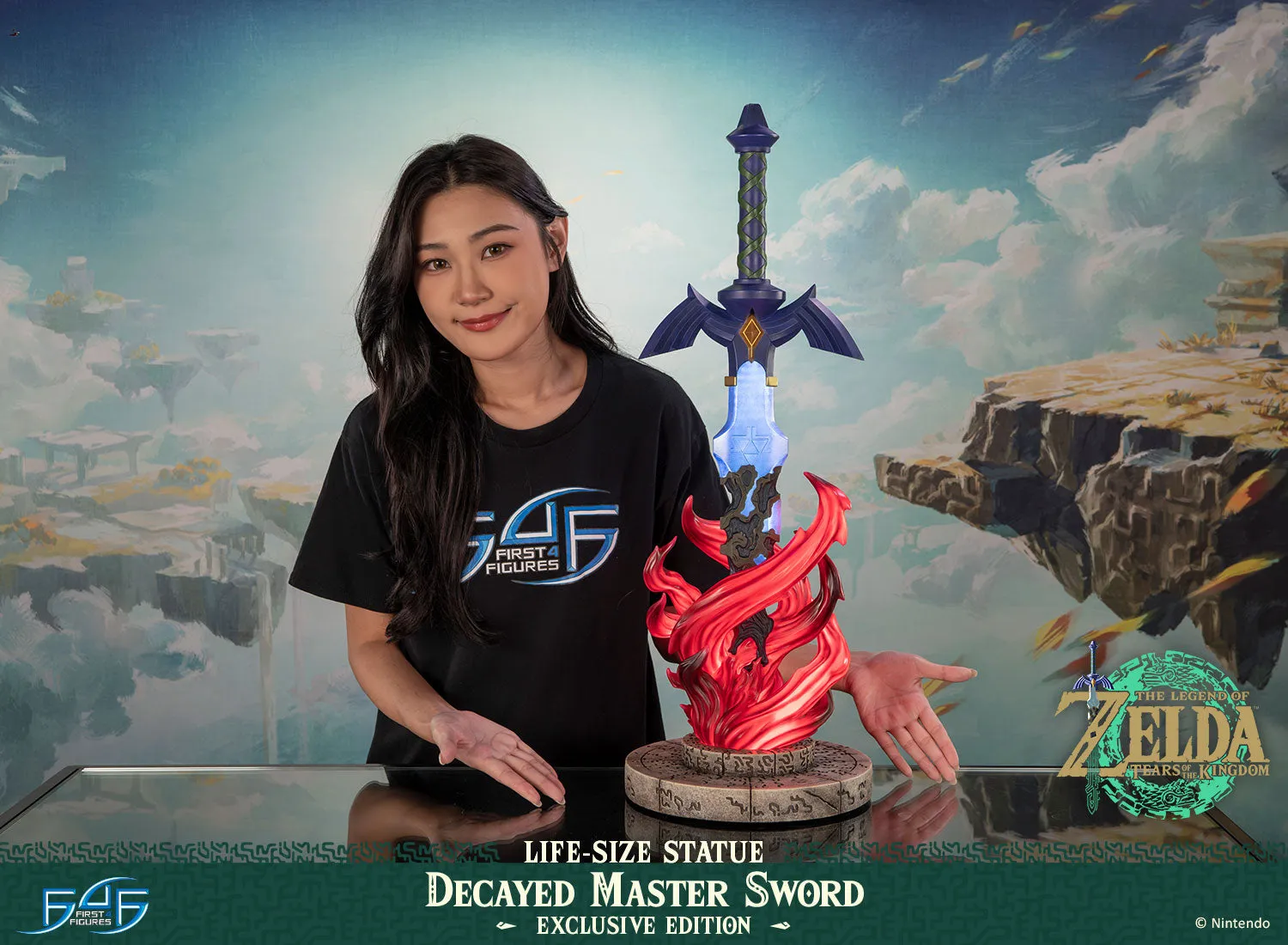 First 4 Figures Master Sword Decayed statuetă Exclusive