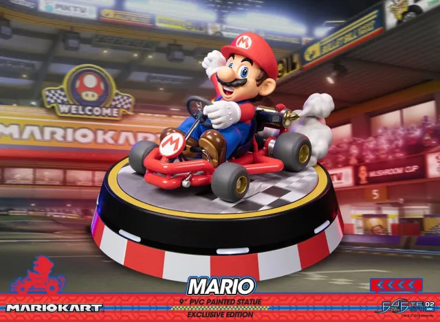 First 4 Figures Mario Kart Mario statueta Exclusive LED USB-C