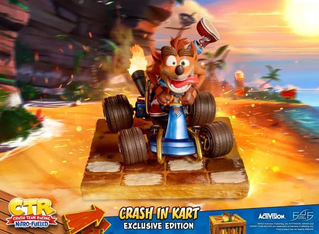 First 4 Figures Crash Team Racing Crash in Kart statueta Exclusive LED