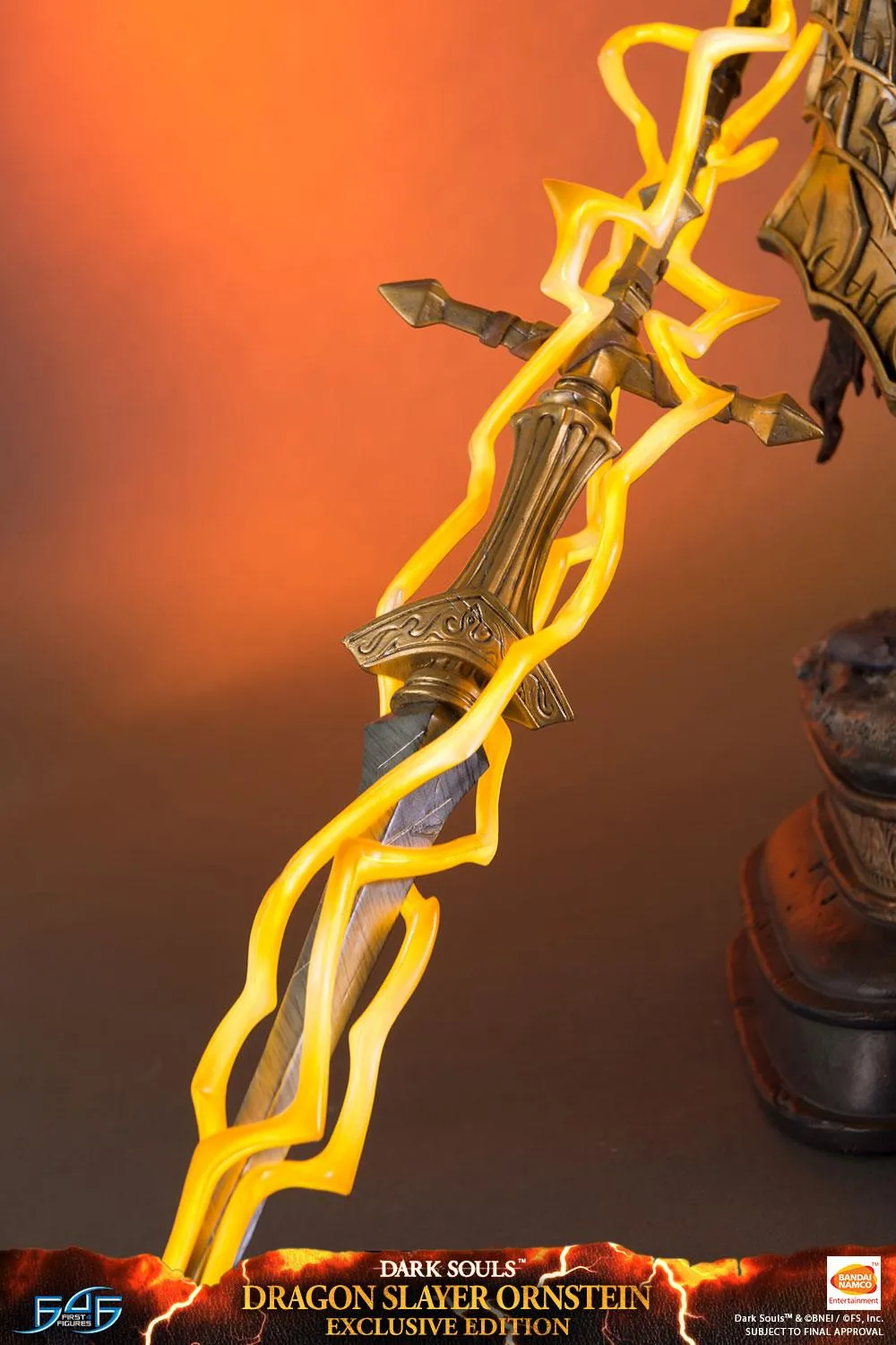 First 4 Figures Dark Souls Ornstein statuie Exclusive LED