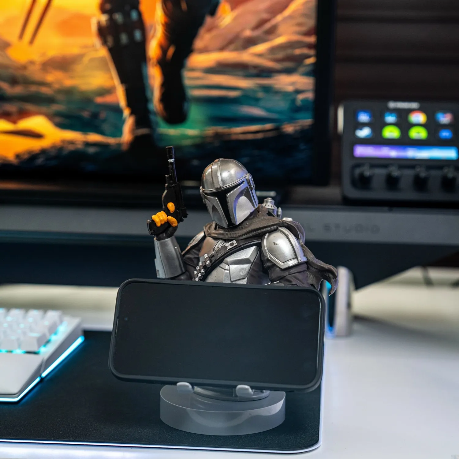 Exquisite Gaming Cable Guys Mandalorian suport controller Star Wars