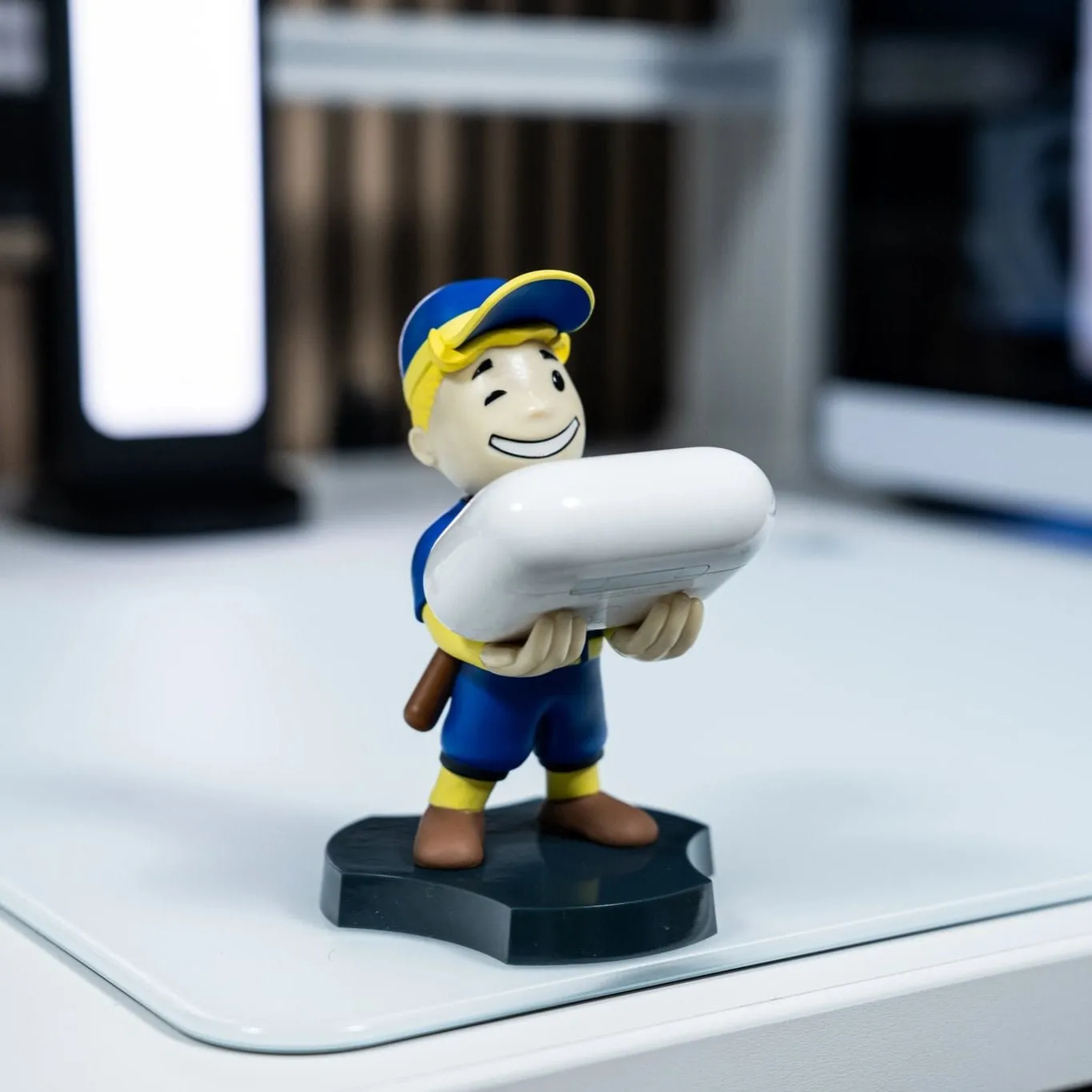 Exquisite Gaming Mini Cable Guys Vault Boy suport telefon 10cm