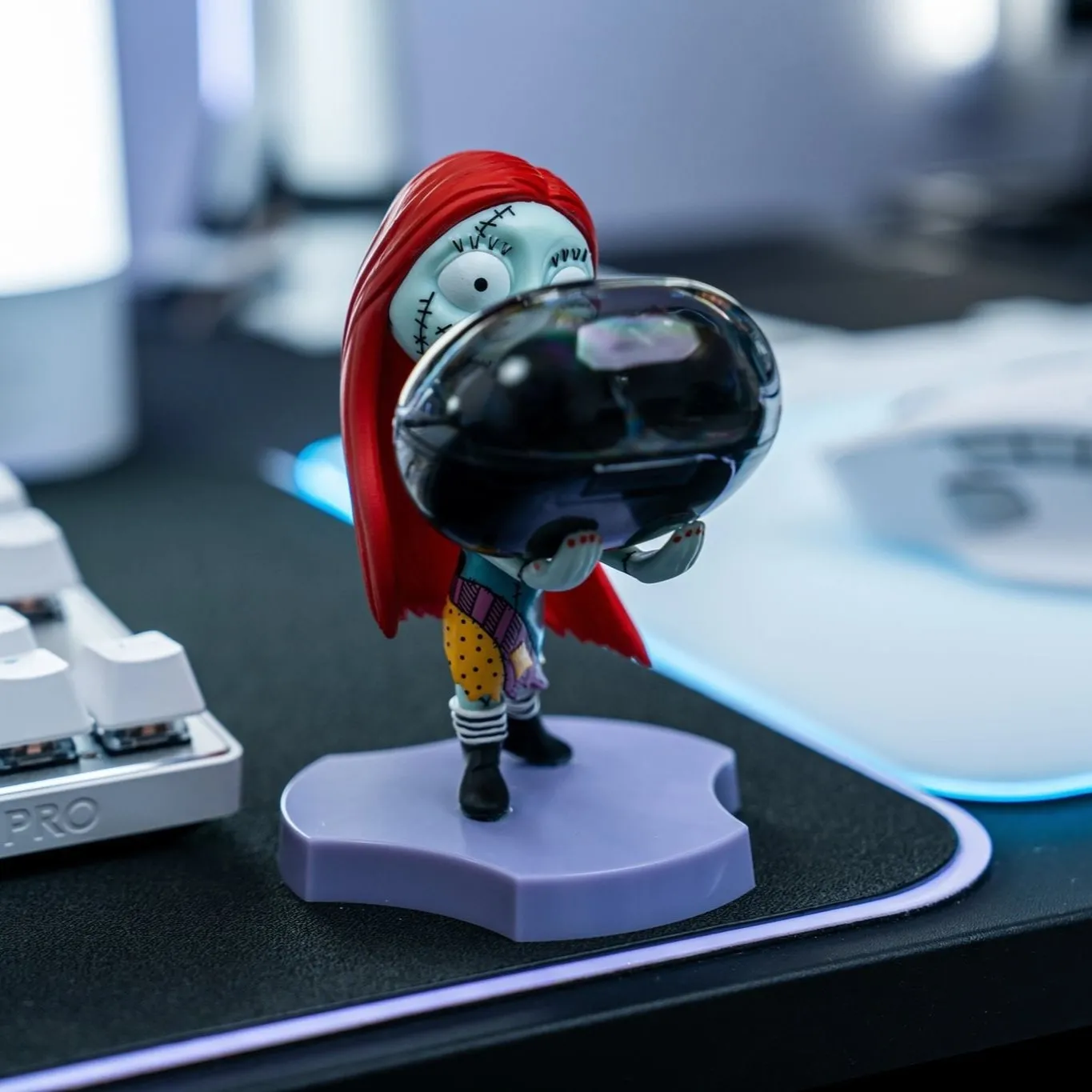 Exquisite Gaming Mini Cable Guys Sally suport telefon Coșmar