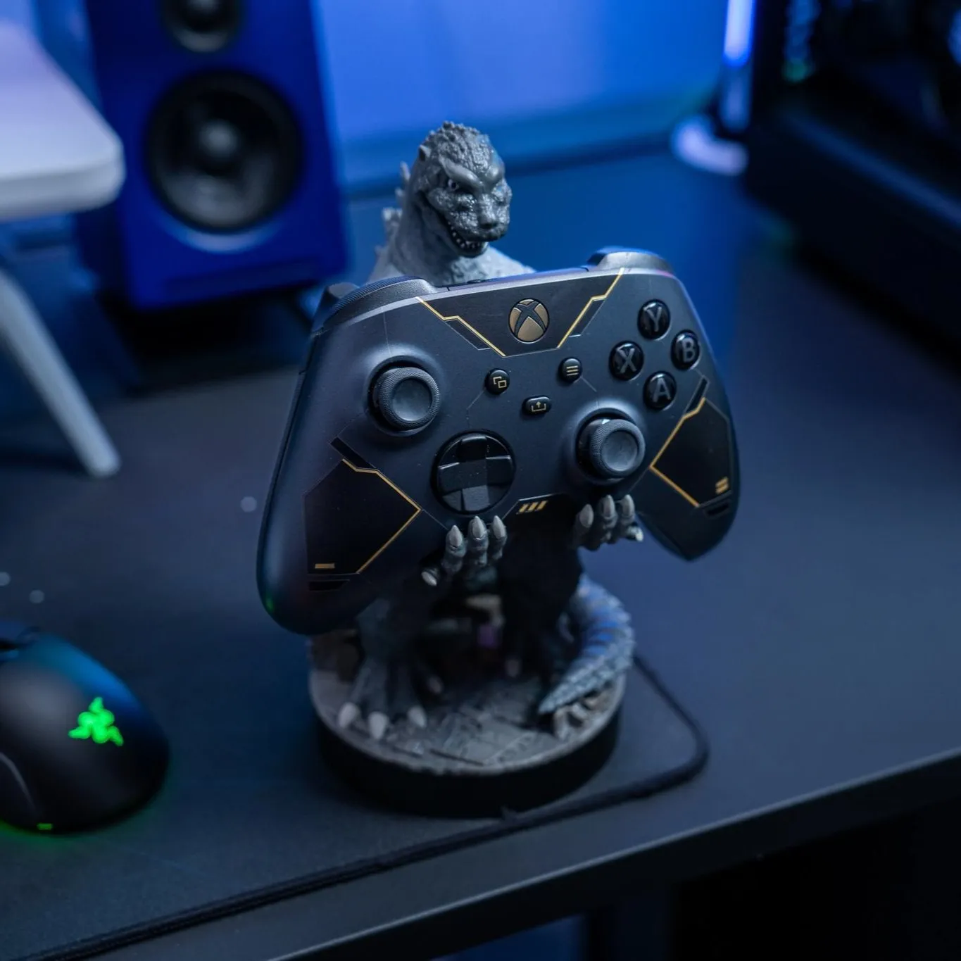 Exquisite Gaming Cable Guys Gojira City Destroyer suport Godzilla