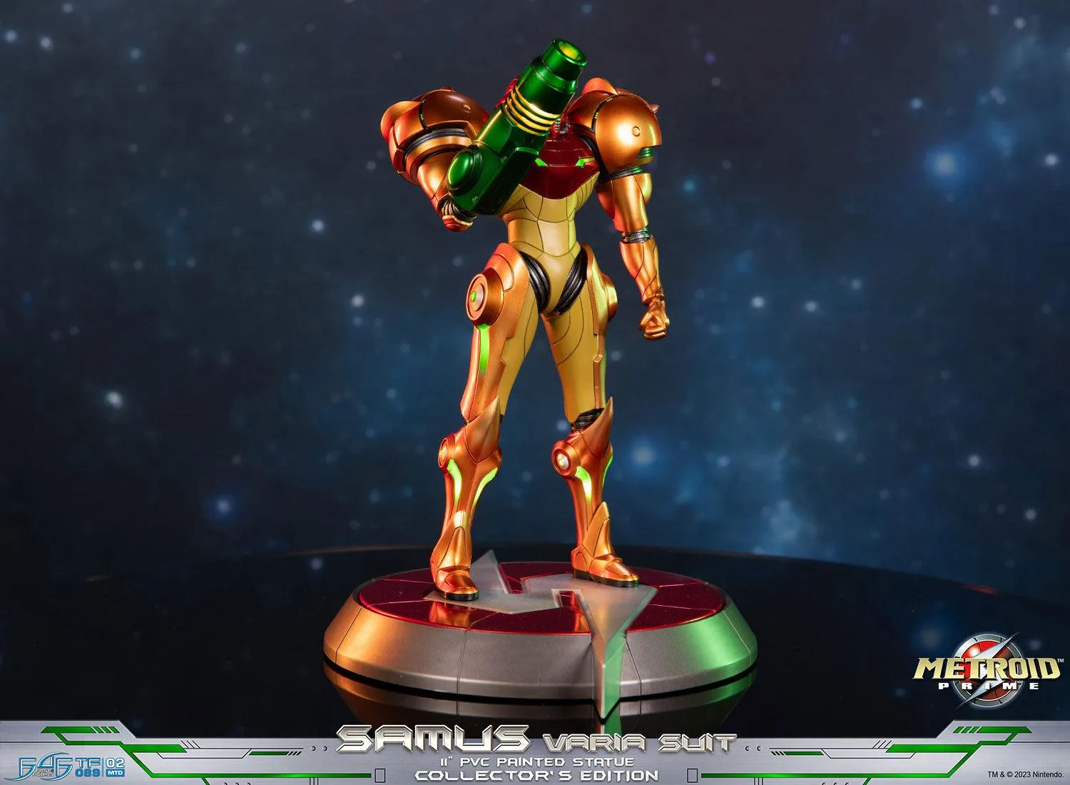 First 4 Figures Metroid Samus Varia Suit statueta PVC Collector LED
