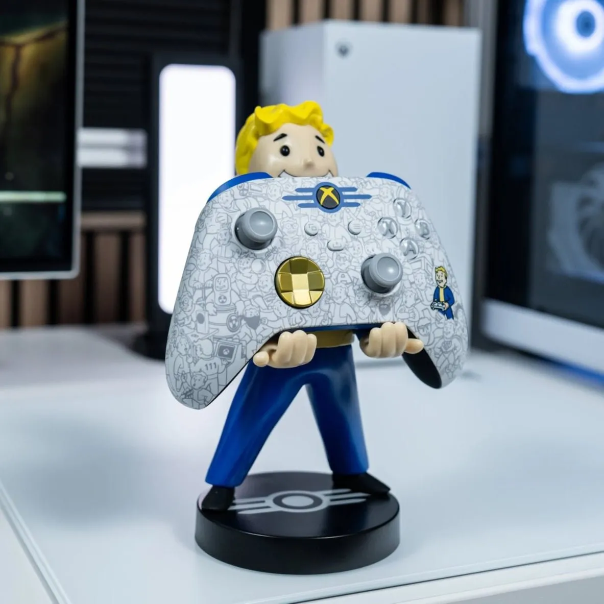 Exquisite Gaming Cable Guys Vault Boy suport controller Fallout