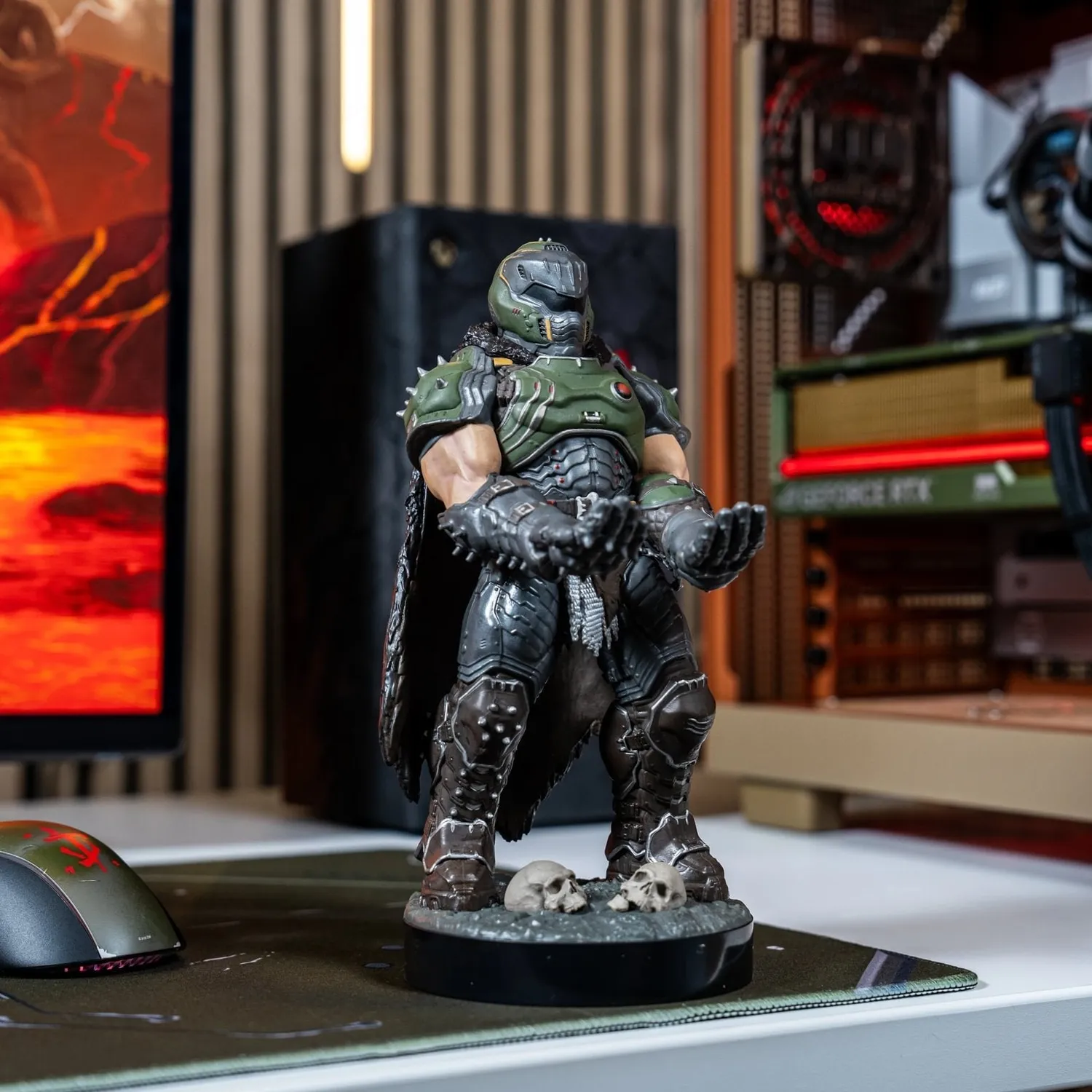 Exquisite Gaming Cable Guys Doom Slayer suport controller verde