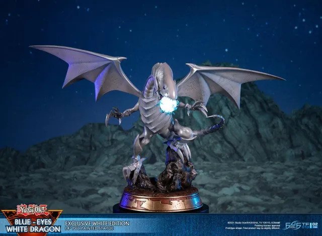 First 4 Figures Yu-Gi-Oh Blue-Eyes White Exclusive statuetă PVC